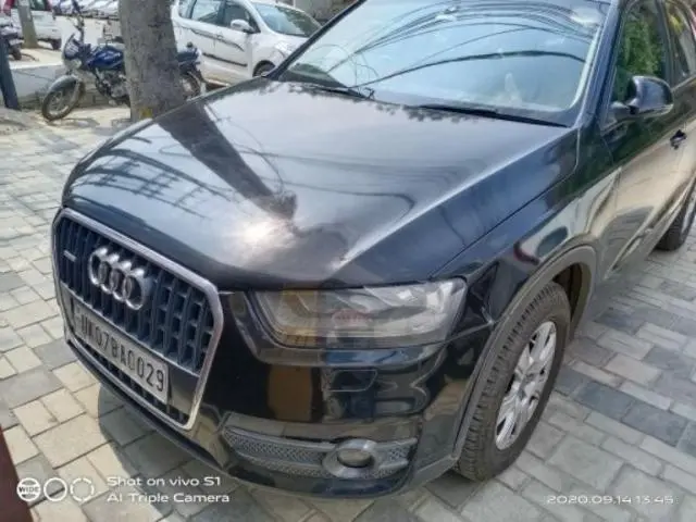 AUDI Q3 2.0 TDI PREMIUM 2013