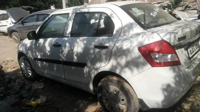 Maruti Suzuki Swift DZire LDi 2015