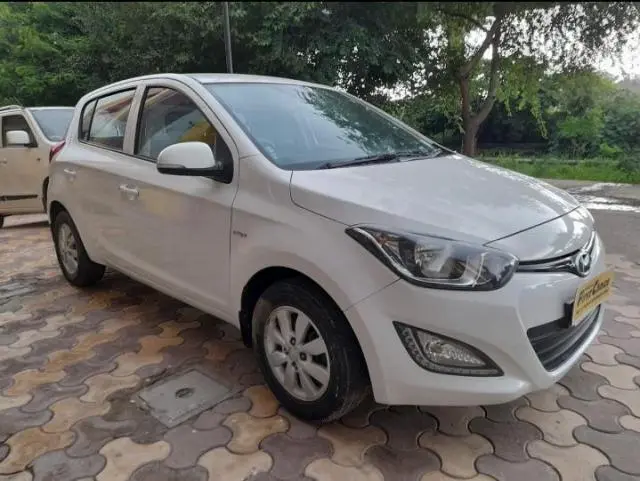 Hyundai i20 Magna 1.2 2013