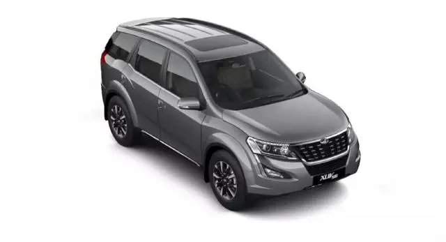 Mahindra XUV500 W5 BS6 2021