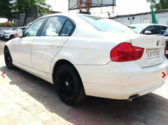 BMW 3 Series 320d 2010