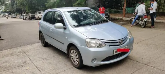 Toyota Etios Liva G 2011