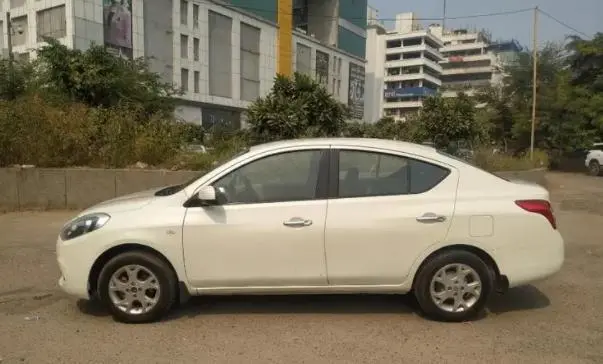 Renault Scala RXL PETROL 2016