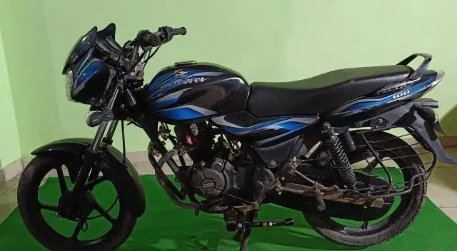 Bajaj Discover 100cc 2010