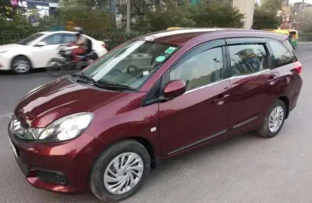 Honda Mobilio S i-DTEC 2016