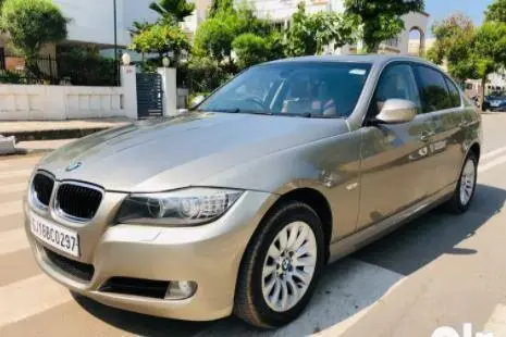 BMW 3 Series 320I 2010