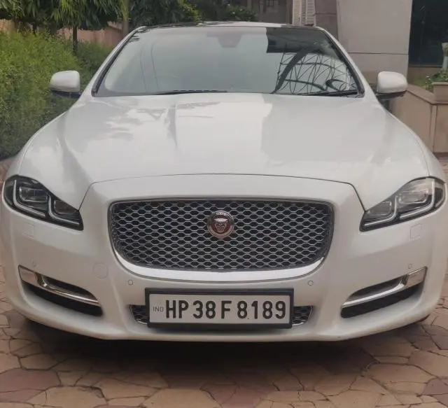 Jaguar XJ 3.0 DIESEL PORTFOLIO 2016