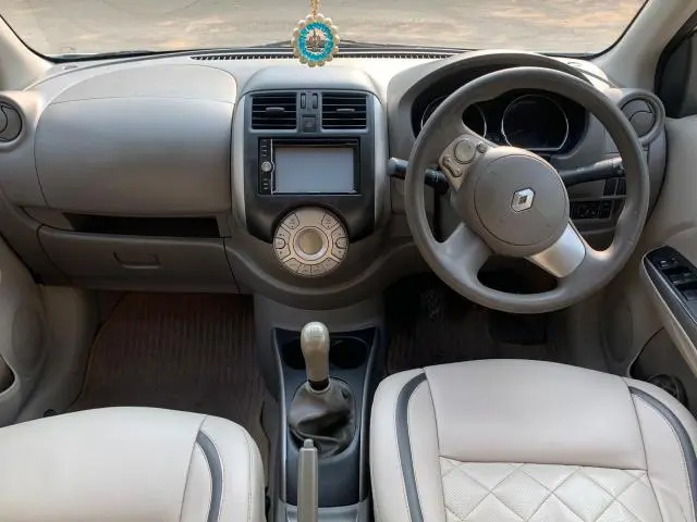 Renault Scala RXL PETROL 2014