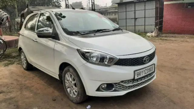 Tata Tiago Revotron XZ 2017