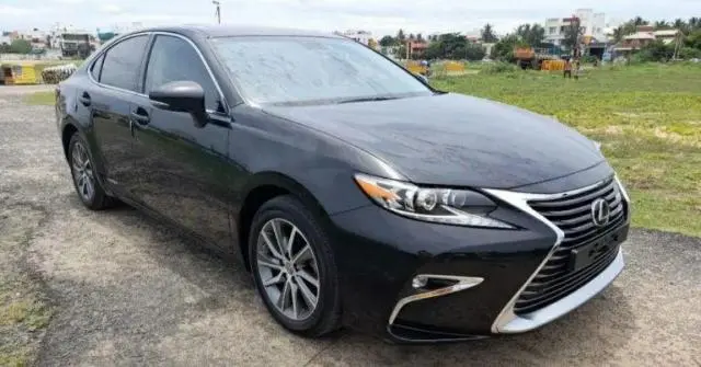 Lexus ES 300H 2019