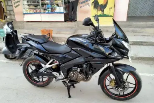 Bajaj Pulsar AS150 2015