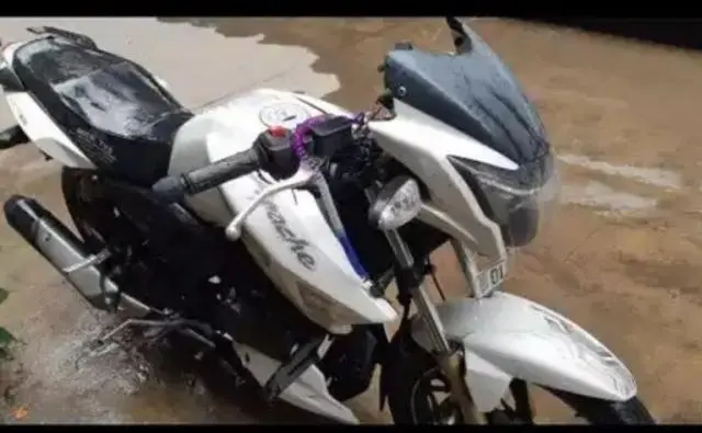 TVS Apache RTR 180cc 2012