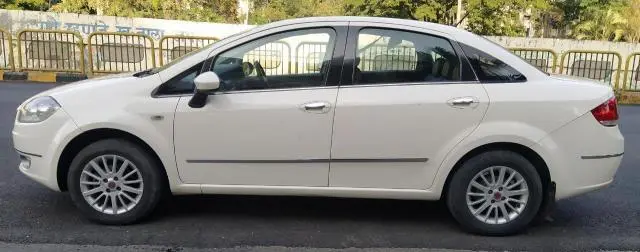 Fiat Linea EMOTION 1.3 2010