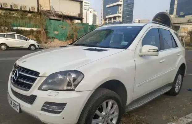 Mercedes-Benz M-Class ML 350 CDI 4Matic 2011