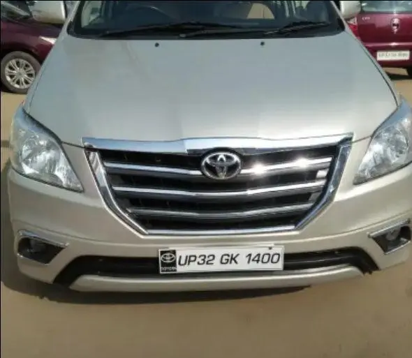 Toyota Innova 2.5 V 7 STR 2015