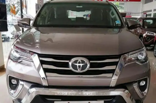 Toyota Fortuner 2.8 4x2 AT 2019