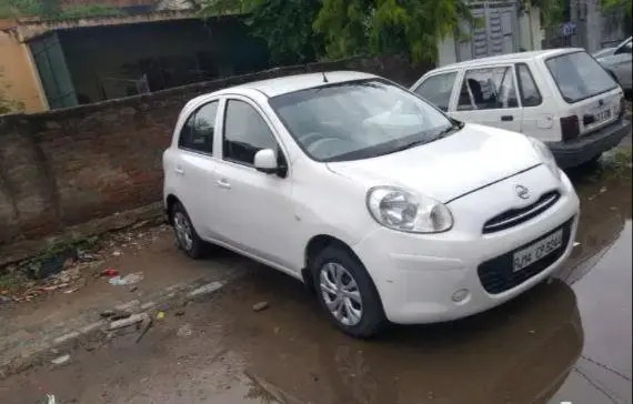 Nissan Micra XV PREMIUM DIESEL 2012