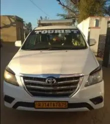 Toyota Innova 2.5 G 8 STR BS IV 2010