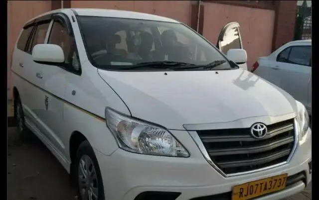 Toyota Innova 2.5 G 2016
