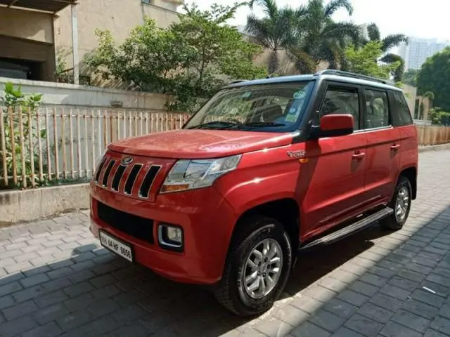 Mahindra TUV300 T8 2016