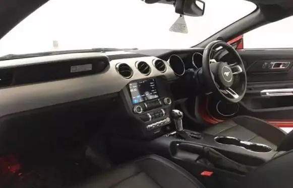 Ford Mustang GT Fastback 5.0L V8 2019