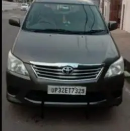 Toyota Innova 2.5 G 2013