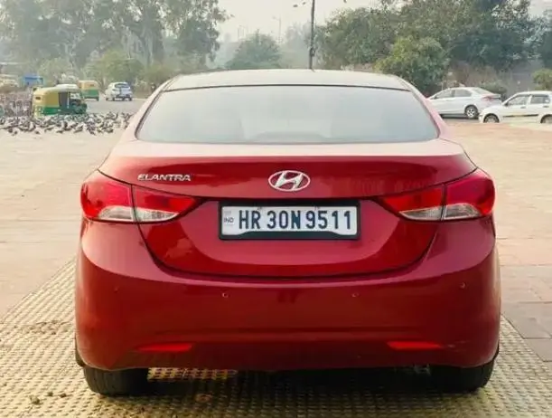Hyundai Elantra 1.6 S MT 2015