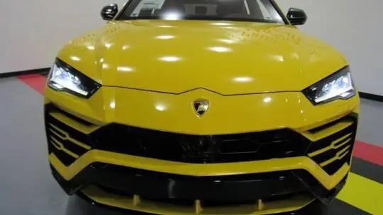 Lamborghini Urus Twin-Turbo V8 2019