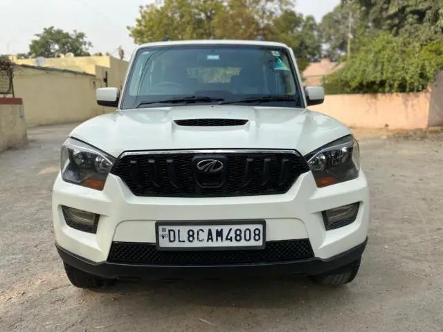 Mahindra Scorpio S6 Plus 2015