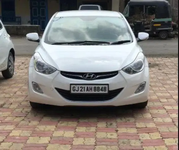 Hyundai Elantra 1.6 SX MT 2013