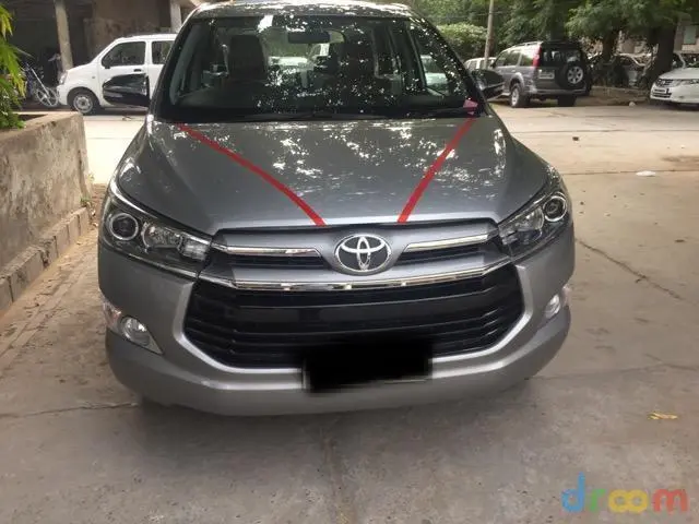 Toyota Innova 2.5 VX 7 STR BS IV 2011
