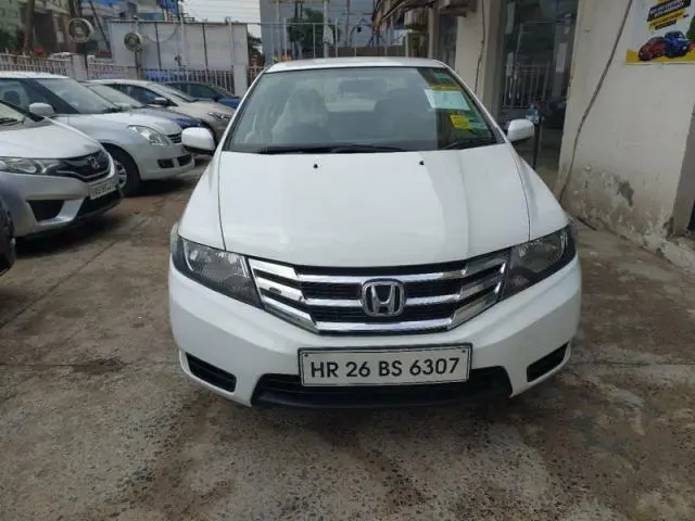Honda City E i-VTEC 2012