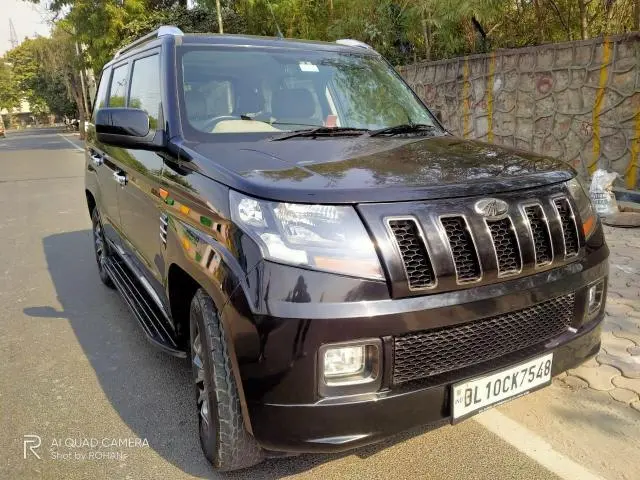 Mahindra TUV300 T10 2017