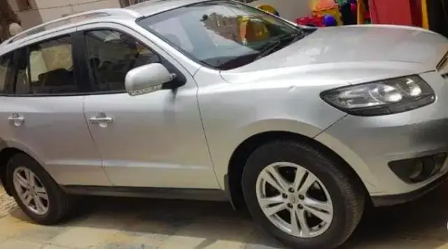 Hyundai Santa Fe 2 WD MT 2011
