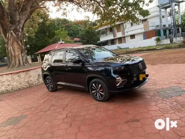 MG Hector Plus Sharp 1.5 DCT Petrol 2020