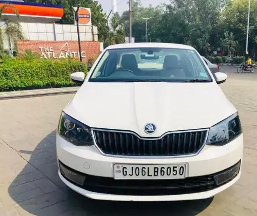 Skoda Rapid 1.6 MPI Elegance AT 2017