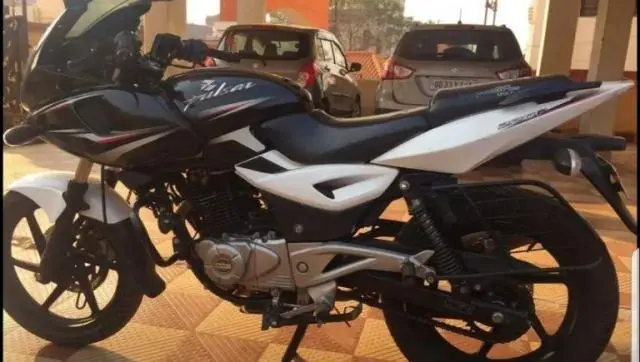 Bajaj Pulsar 220cc 2014