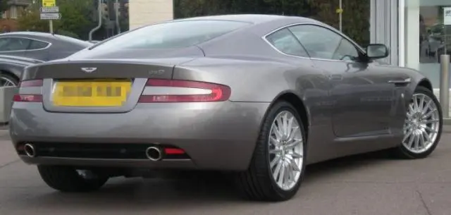 Aston Martin V12 Vantage S Roadster 2012