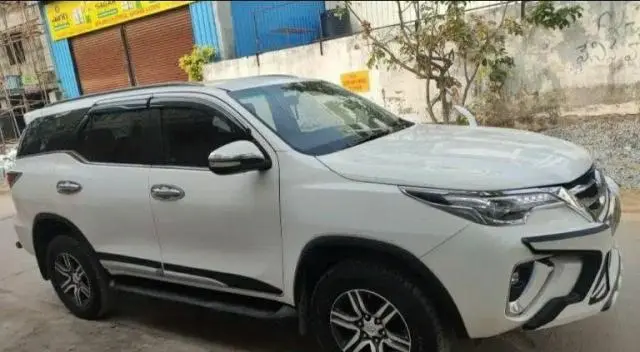 Toyota Fortuner 2.8 4x2 AT 2019