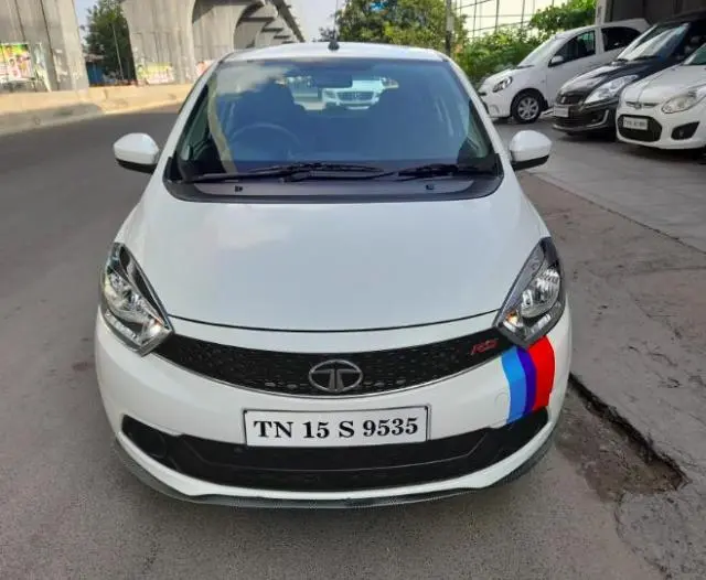 Tata Tiago Revotron XT (O) 2018