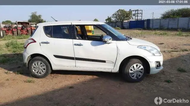 Maruti Suzuki Swift VXi 2016