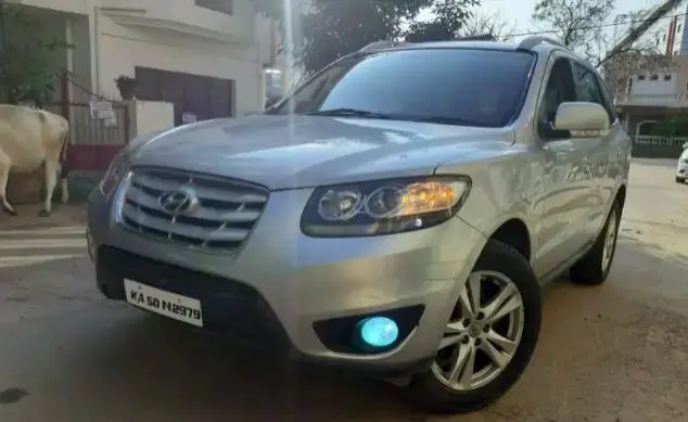 Hyundai Santa Fe 2WD MT 2011