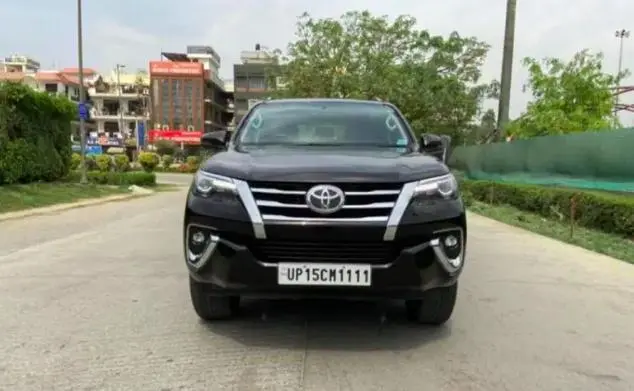 Toyota Fortuner 2.8 4x2 AT 2018
