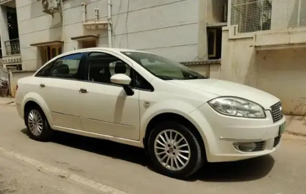 Fiat Linea 1.4 T-Jet Emotion 2011