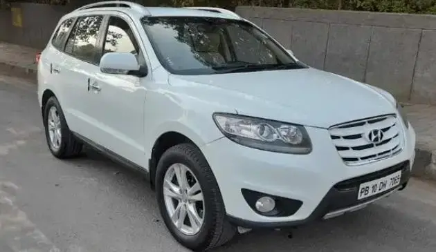 Hyundai Santa FE 4 WD AT 2011