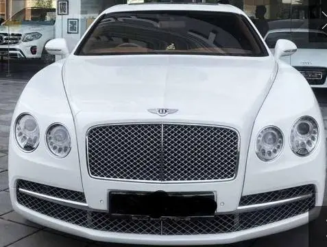 Bentley Flying Spur V8 2018