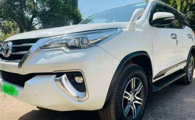 Toyota Fortuner 2.8 4x2 AT 2018