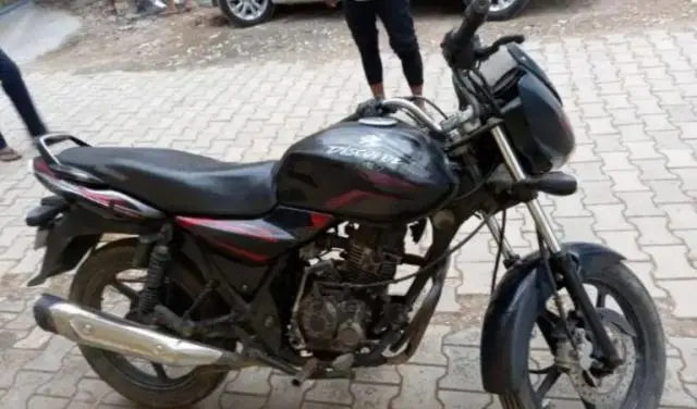Bajaj Discover 150cc 2011
