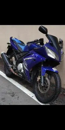 Yamaha YZF-R15 150cc 2011