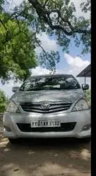 Toyota Innova 2.5 VX 8 STR BS IV 2009